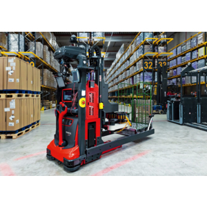 ROSSMANN adopte le chariot de préparation de commande automatisée RoCaP de Fenwick-Linde