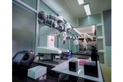 Les robots ABB aident à accélérer le développement de vaccins contre le Covid-19 en Thaïlande