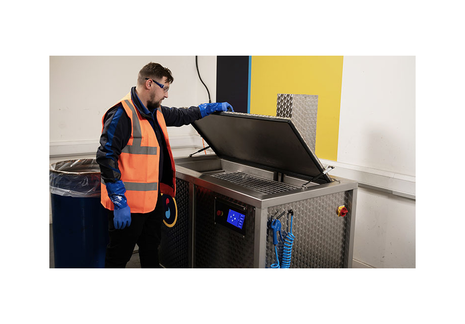 Sonickleen, une machine de nettoyage par ultrason pour pièces mécaniques de toutes formes