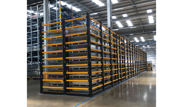 Topple Barrier : une barrière de protection contre les chutes de palettes gerbées 