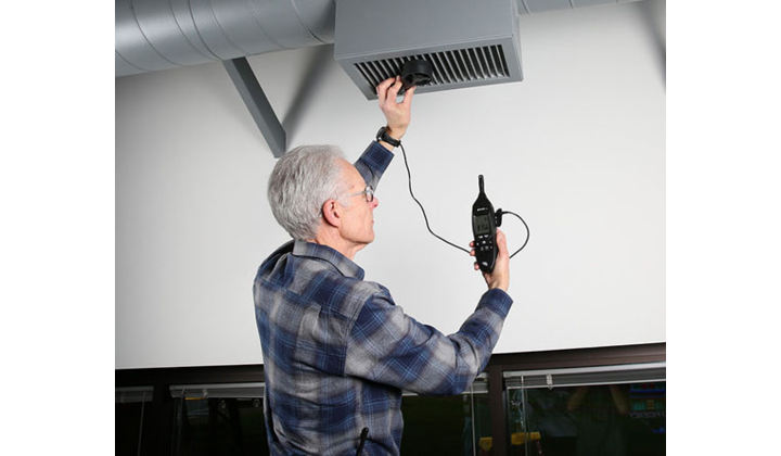 FLIR sort un nouvel appareil de mesures environnementales multifonction EM54 pour les installations CVC/R
