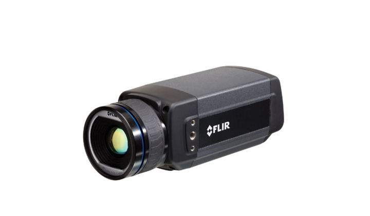 Les caméras thermiques de FLIR garantissent la qualité des pièces plastiques dans l'automobile