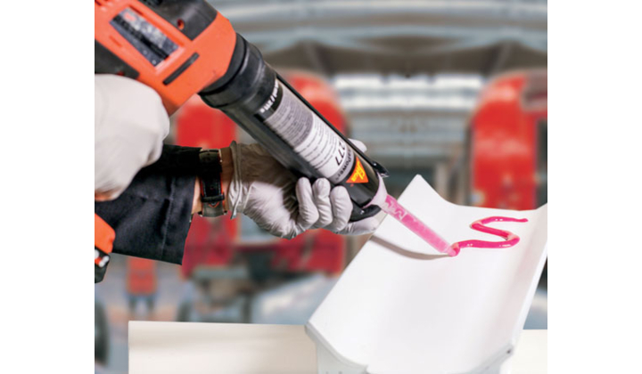 Sika Industry lance les colles structurelles SikaPower 1200 et 800 pour répondre à tous les besoins.