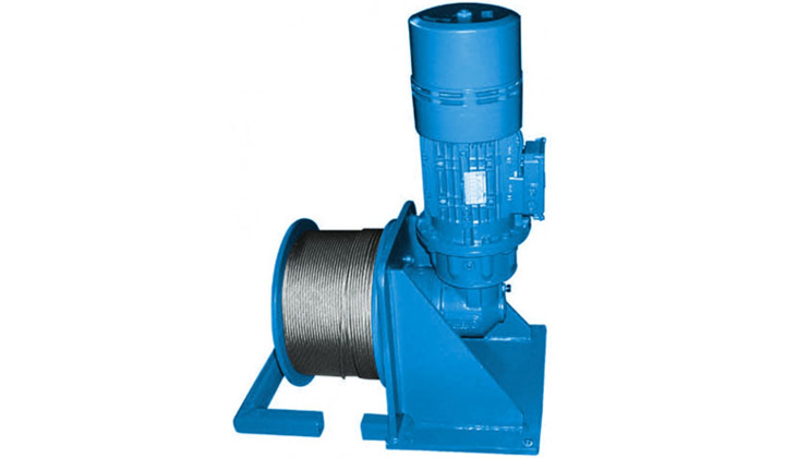Treuil compact de levage et de halage