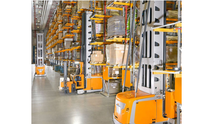 Le MX-X de STILL, un chariot tridirectionnel pour le stockage en allées étroites