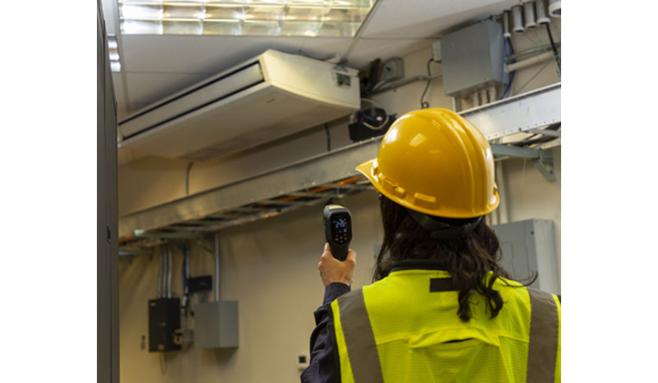 FLIR lance deux nouveaux thermomètres infrarouges monopoint de pointe; le TG54-2 et le FLIR TG56-2